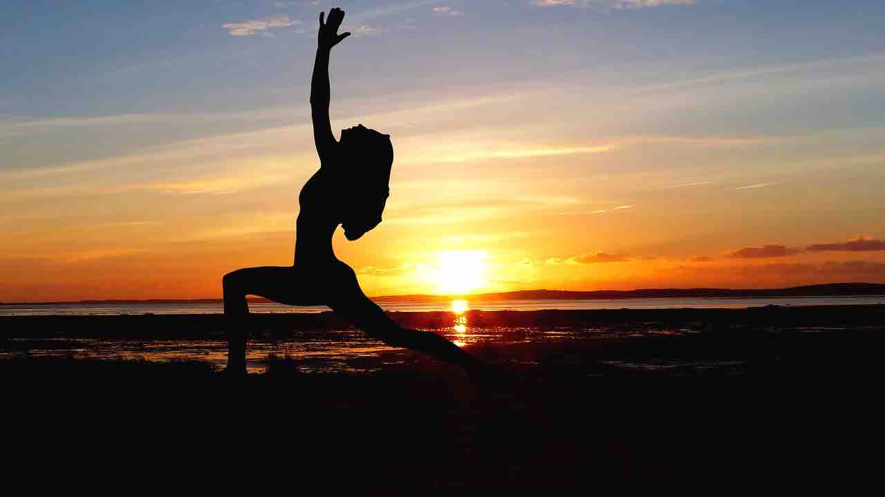 Emotional & Mental Benefits Of Yoga Poses Worth Experiencing