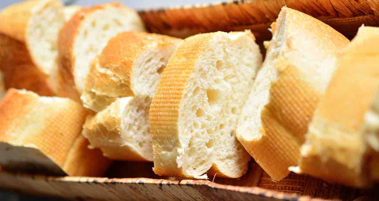 Is White Bread Bad For You? Guess What Ayurvedic Experts Reckon...