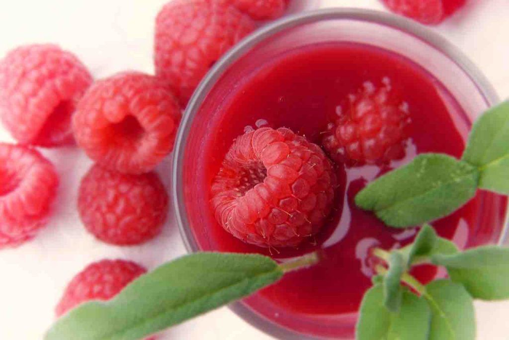 Health Benefits Of Raspberries Heres Why Ayurveda Recommends Them